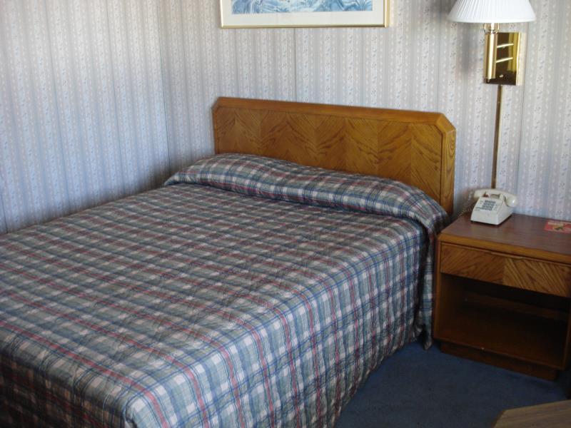 Rainbow Motel Watertown Extérieur photo