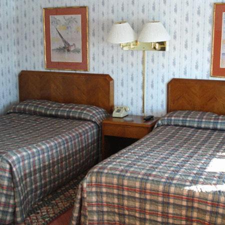 Rainbow Motel Watertown Extérieur photo