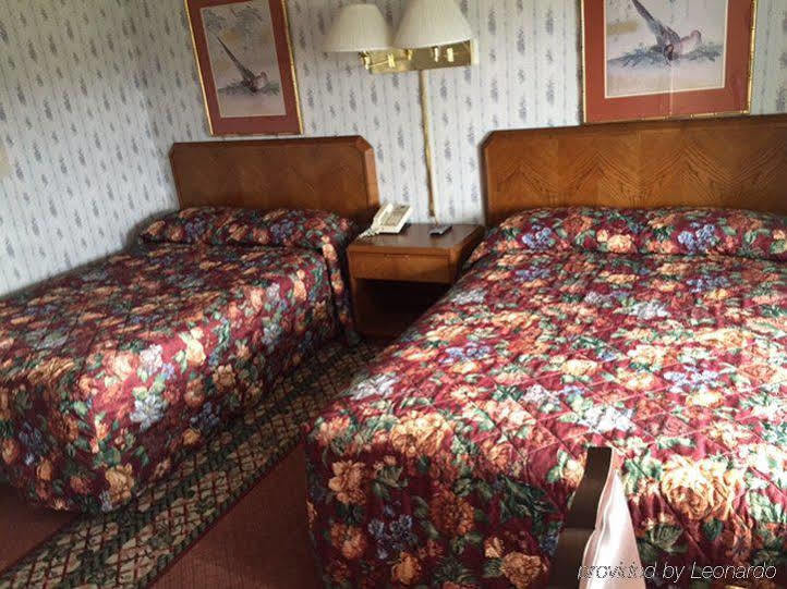 Rainbow Motel Watertown Extérieur photo