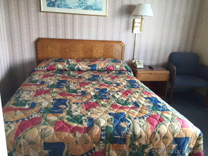 Rainbow Motel Watertown Extérieur photo
